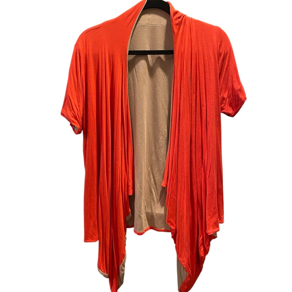 Tribal Reversible Coral/Beige Short sleeve Waterfall cardigan. Size Large